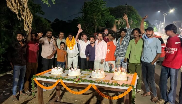 नर्मदापुरम के भोपाल, तिगड्डा, और रशुलिया में कार्यकर्ताओं ने जन्मदिन समारोह में बढ़-चढ़कर लिया हिस्सा